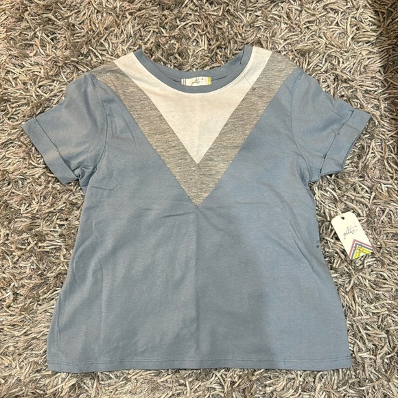 Blue Glitz Brand Tee. Girls Medium. - Picture 1 of 3